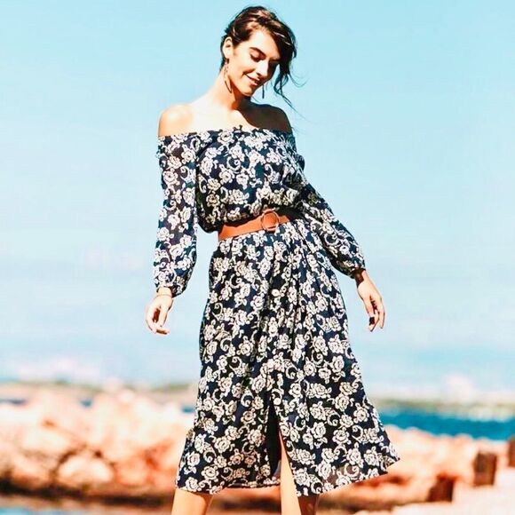 NWT THEKORNER Off the Shoulder Navy Maxi Dress - Picture 1 of 7